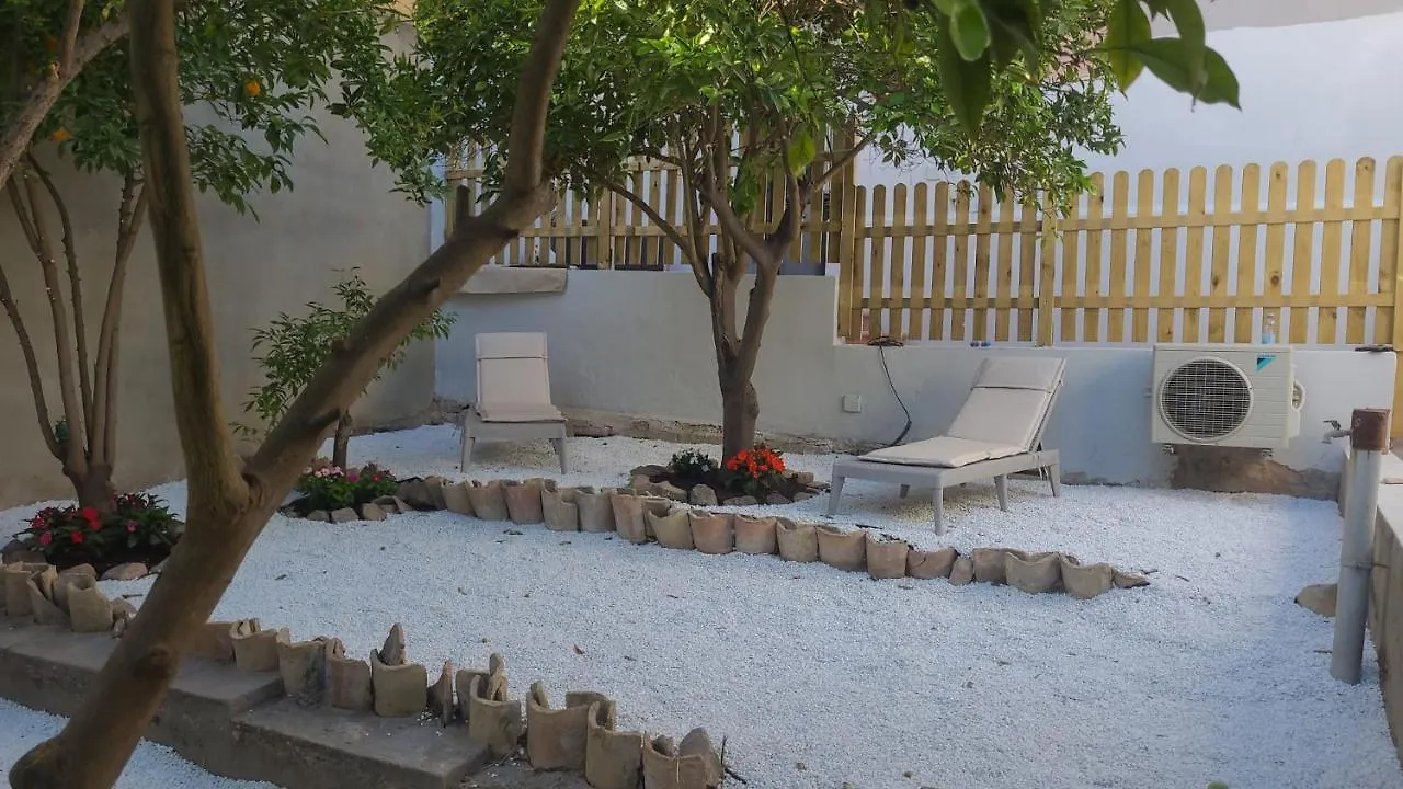 Hotel S'Arenada Cagliari 0*,  Italia